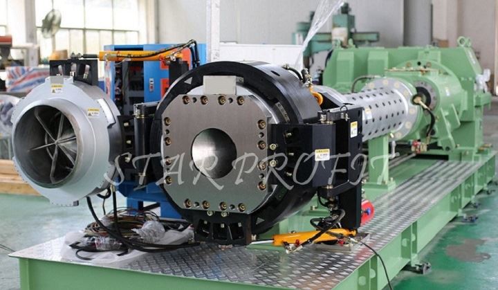 pin-barrel cold feed extruder